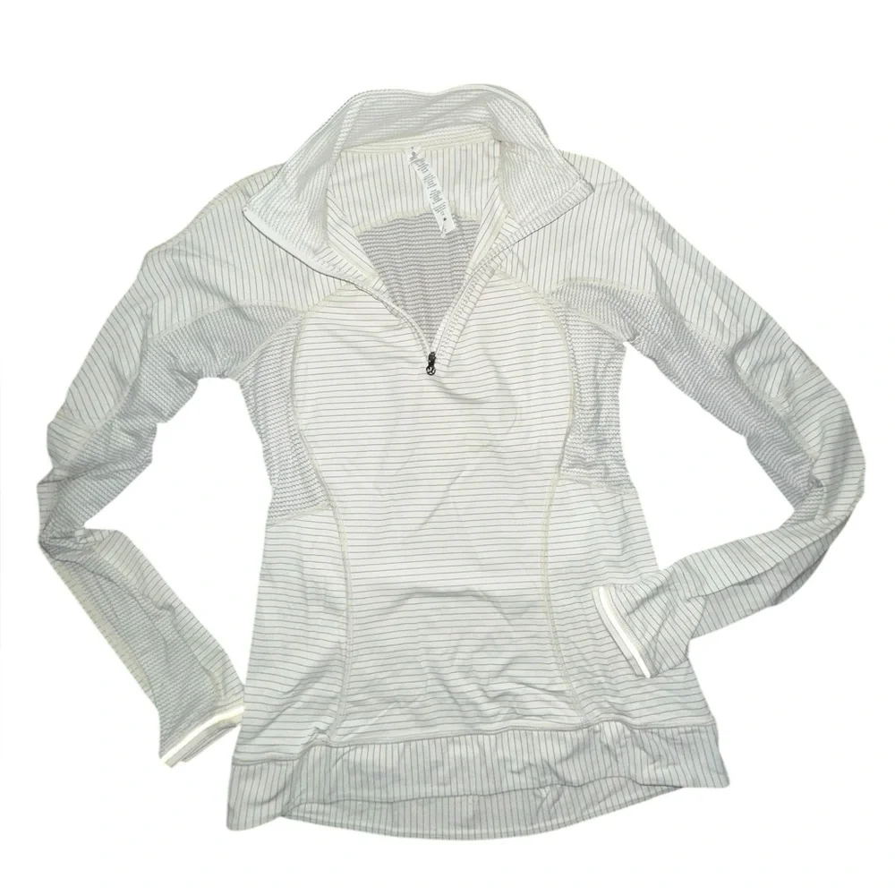 Lululemon Run For Gold 1/2 Zip - Picture 13 of 16